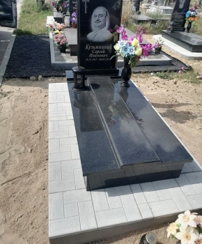 Памятник одиночный 094